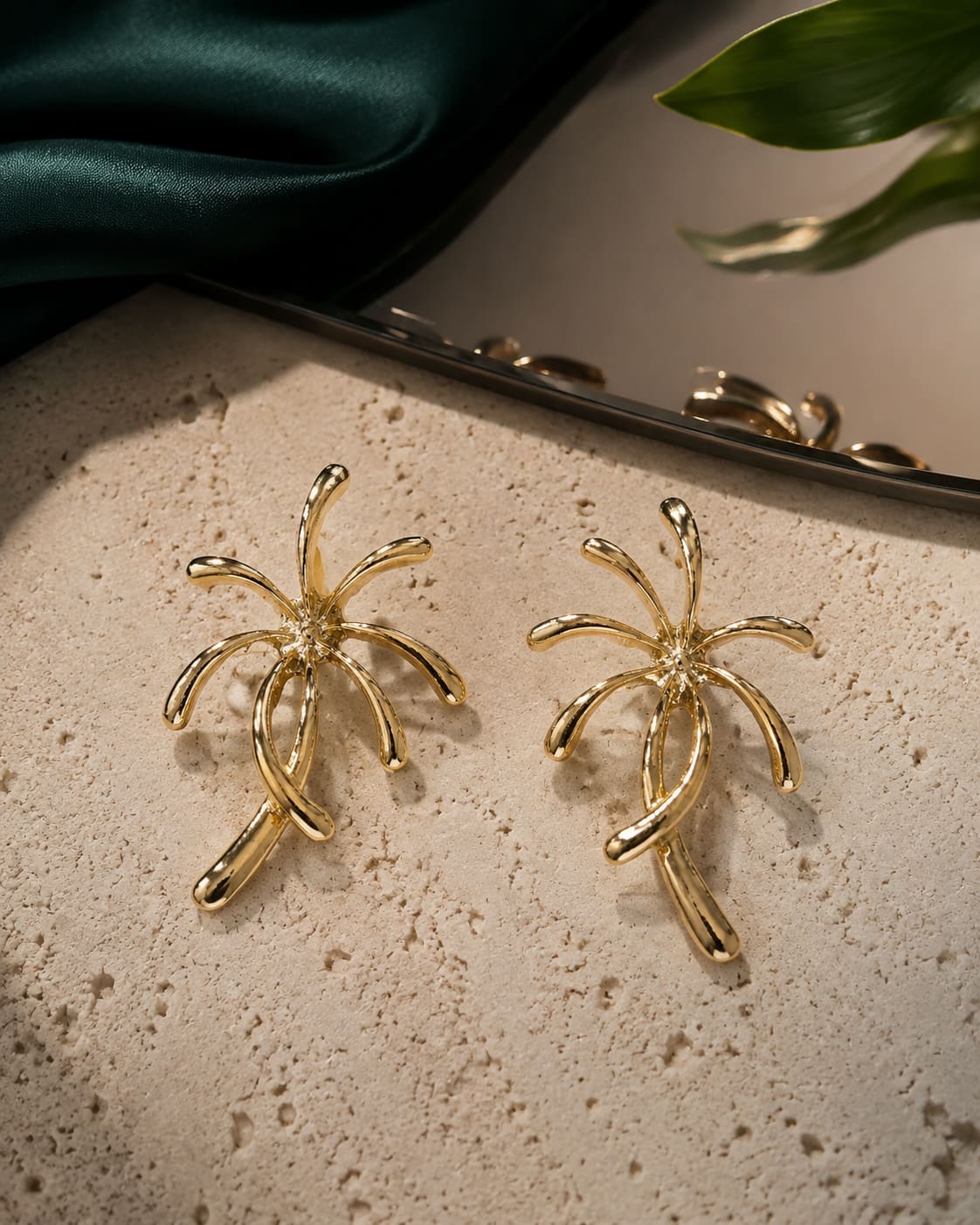 Aster Burst Studs